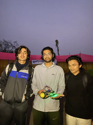 images/gallery/robothon-themazequest/12.jpg